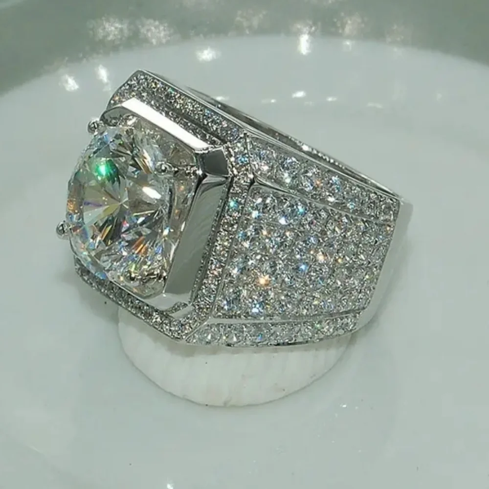 Classic Men's Silver Diamond Pavé Ring Sz 11
